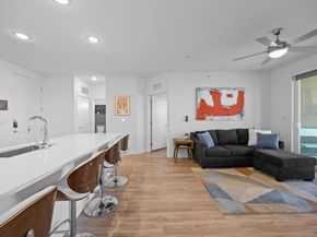 4801 Springdale RD 1401, Austin TX 78723