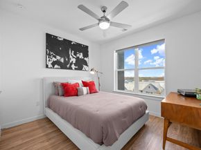 4801 Springdale RD 1401, Austin TX 78723