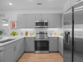 4801 Springdale RD 1401, Austin TX 78723