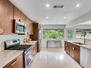 2306 Loyola LN, Austin TX 78723