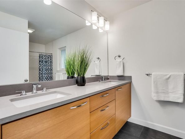2306 Loyola LN, Austin TX 78723