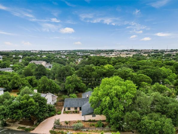 2306 Loyola LN, Austin TX 78723