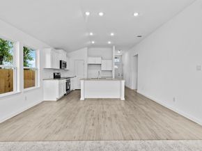 233 Ironshoe TRL, Liberty Hill TX 78642