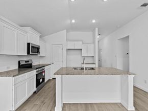 233 Ironshoe TRL, Liberty Hill TX 78642