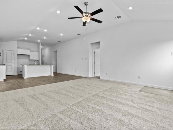 233 Ironshoe TRL, Liberty Hill TX 78642