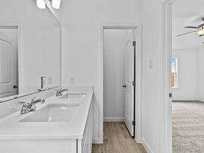 233 Ironshoe TRL, Liberty Hill TX 78642