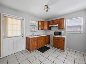 908 Vargas RD, Austin TX 78741