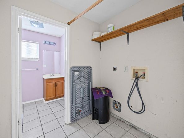 908 Vargas RD, Austin TX 78741