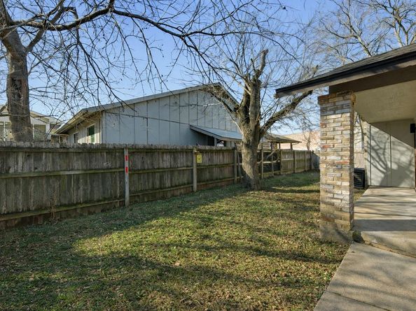 2603 Brickford CV A, Austin TX 78745