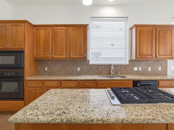 18933 Colonial Manor LN, Pflugerville TX 78660