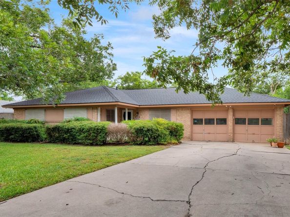 5724 Wellington DR, Austin TX 78723