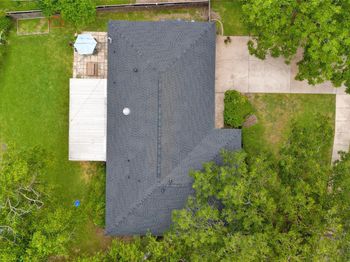 5724 Wellington DR