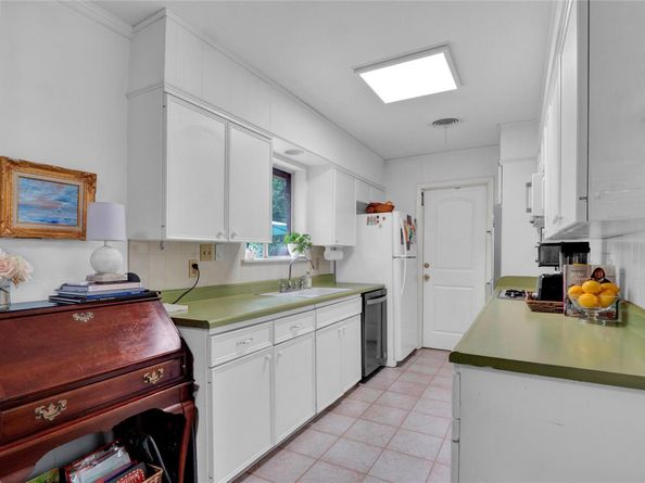 5724 Wellington DR, Austin TX 78723