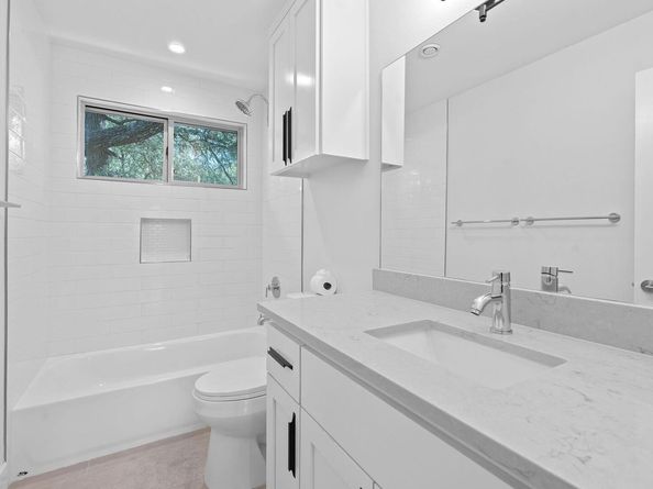 4716 Caswell Ave B, Austin TX 78751