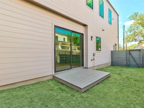 3208 Clawson RD 4B, Austin TX 78704