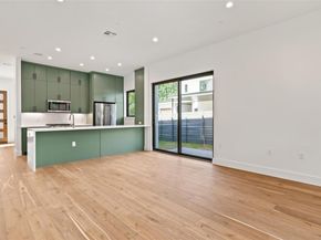 3208 Clawson RD 4B, Austin TX 78704