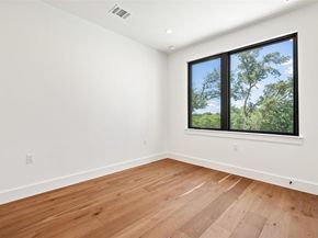 3208 Clawson RD 4B, Austin TX 78704
