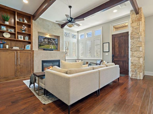2002 Kinney Ave B, Austin TX 78704