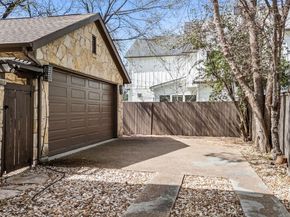 2002 Kinney Ave B, Austin TX 78704
