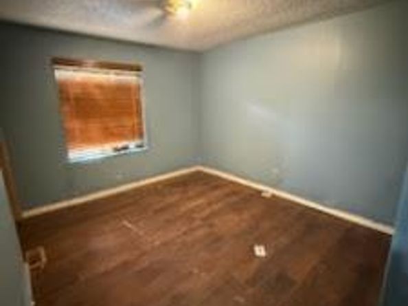 21471 Coyote TRL 10, Leander TX 78645