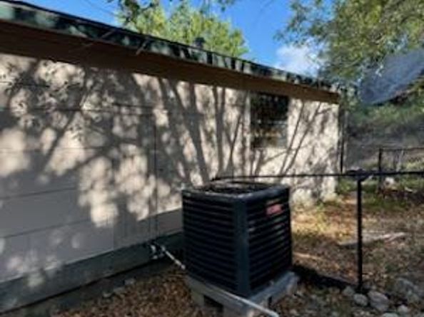 21471 Coyote TRL 10, Leander TX 78645