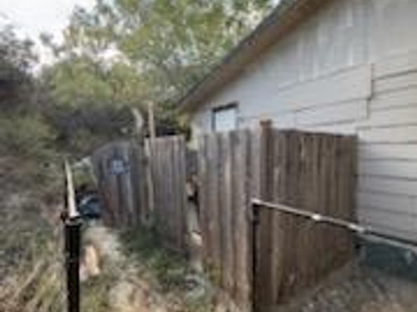 21471 Coyote TRL 10, Leander TX 78645