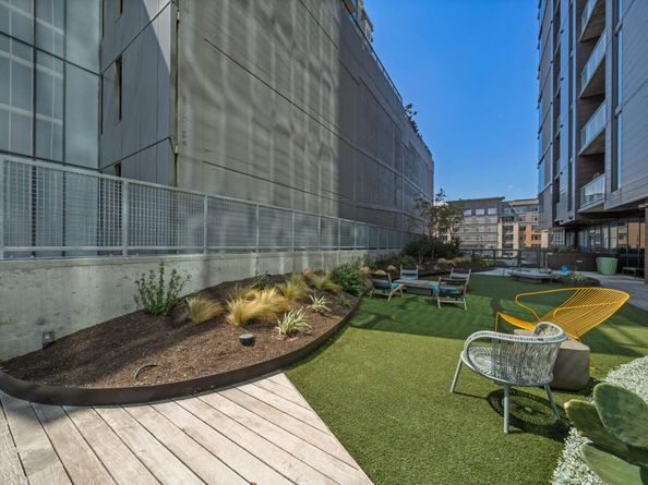 48 East Ave 1405, Austin TX 78701