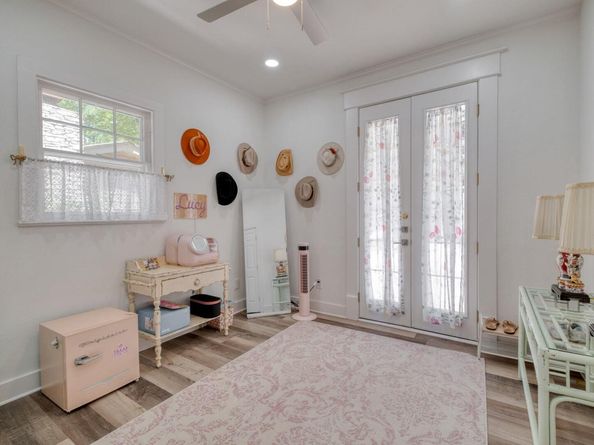 1909 David ST, Austin TX 78705