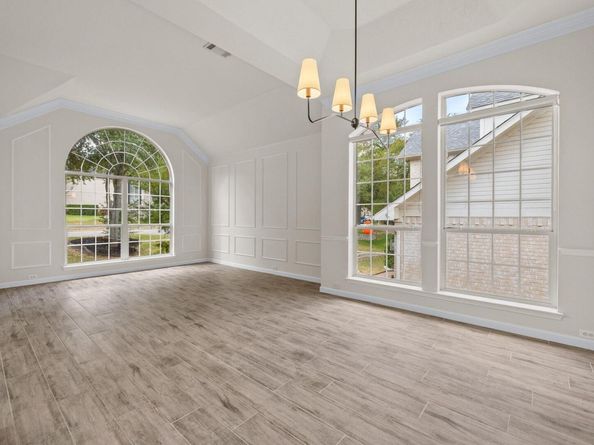10100 Scull Creek DR, Austin TX 78730
