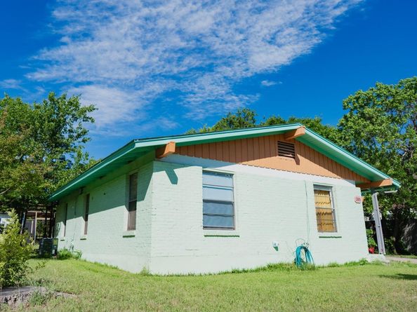 1305 Larkspur RD, Austin TX 78758