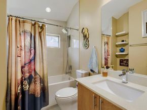 2112 Haskell ST A, Austin TX 78702