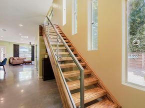 2112 Haskell ST A, Austin TX 78702