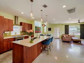 2112 Haskell ST A, Austin TX 78702