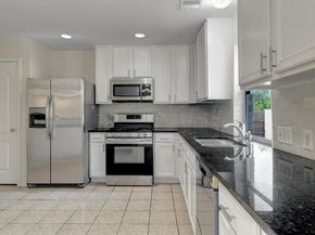 11209 Avering LN, Austin TX 78754