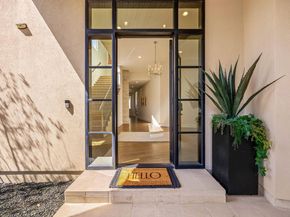 6504 W Courtyard DR, Austin TX 78730