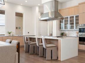 6504 W Courtyard DR, Austin TX 78730