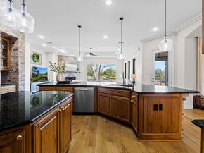 413 Lake Side DR, Georgetown TX 78628