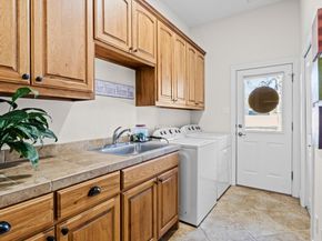 413 Lake Side DR, Georgetown TX 78628