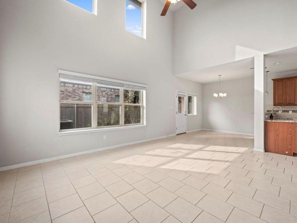 2304 S Lakeline BLVD 384, Cedar Park TX 78613