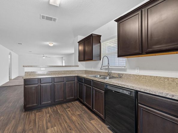 209 Continental Ave, Liberty Hill TX 78642