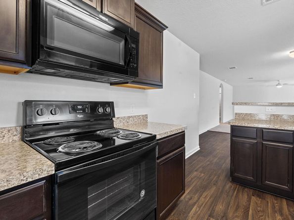 209 Continental Ave, Liberty Hill TX 78642