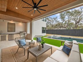 4216 Deepwoods DR, Austin TX 78731