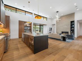 4216 Deepwoods DR, Austin TX 78731