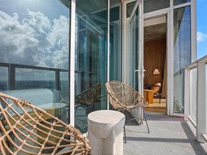 48 East Ave 2807, Austin TX 78701