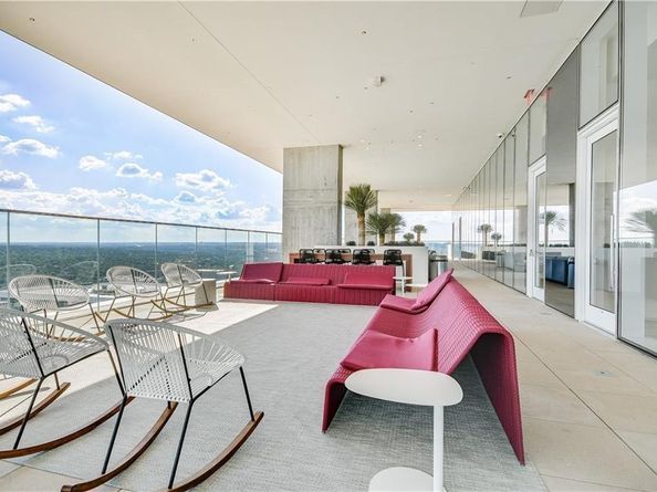 301 West Ave 2708, Austin TX 78701
