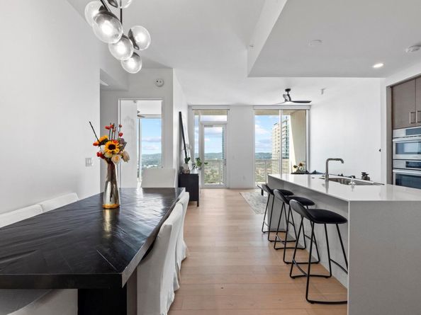 301 West Ave 2708, Austin TX 78701