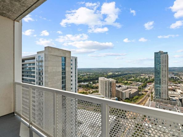 301 West Ave 2708, Austin TX 78701