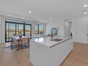 2209 S 1st ST 403, Austin TX 78704