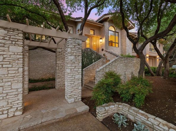 3 Crabapple CT, The Hills TX 78738