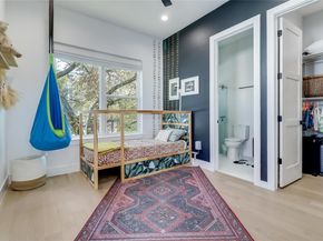 4712 Reyes ST 1, Austin TX 78721